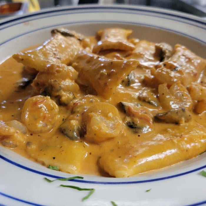 Rigatoni al Formaggio Ripieno.